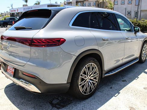 Used 2024 Mercedes-Benz EQS 450+ SUV image 5
