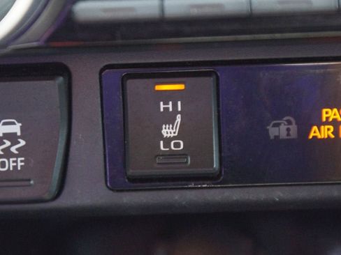 Used 2023 Toyota RAV4 XSE AWD/4WD image 8