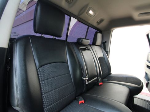 Used 2013 RAM 1500 Sport w/ Sport Premium Group image 28