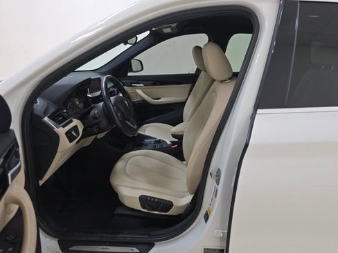 Used 2018 BMW X1 xDrive28i image 7