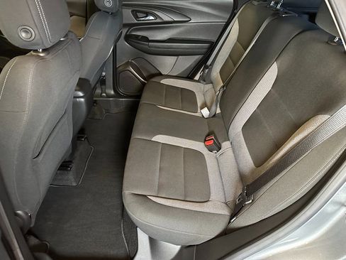 Used 2023 Chevrolet TrailBlazer LS image 21