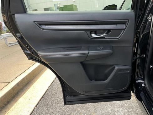 Used 2026 Honda CR-V Sport image 38