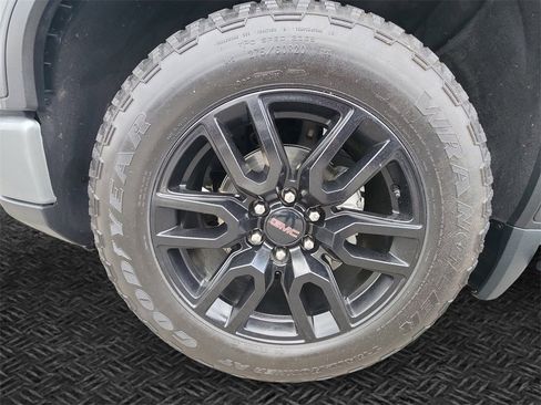 Used 2024 GMC Sierra 1500 Elevation w/ Preferred Package image 11