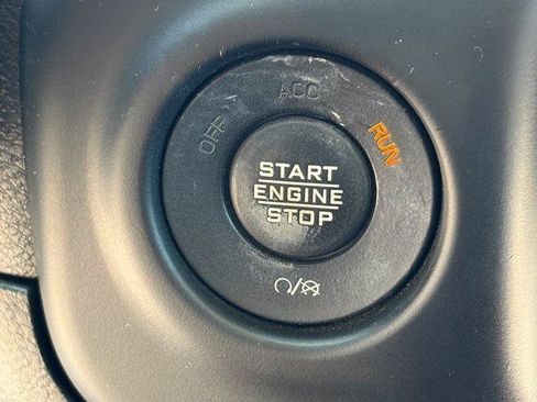 Used 2020 Jeep Wrangler Unlimited Sport S AWD/4WD image 34