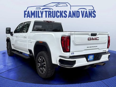 Used 2020 GMC Sierra 2500 AT4 w/ AT4 Premium Package AWD/4WD image 3