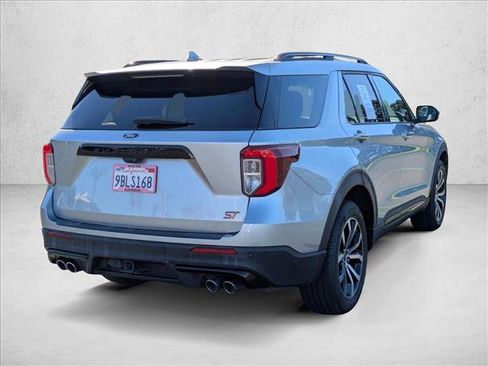 Used 2020 Ford Explorer ST image 5