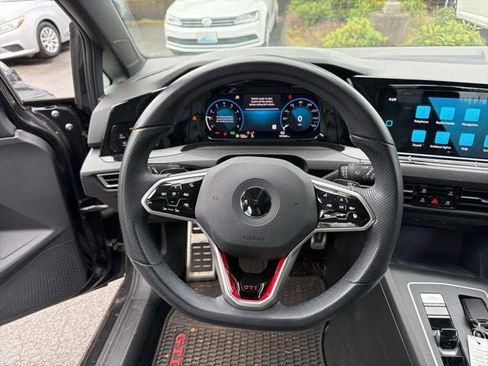 Certified 2022 Volkswagen GTI SE FWD image 2