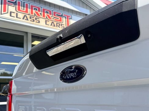 Used 2021 Ford F250 Lariat w/ Lariat Value Package AWD/4WD image 9