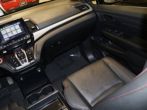 Used 2024 Honda Odyssey Sport image 20