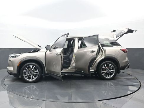 Used 2023 INFINITI QX60 Luxe w/ Performance Audio Package AWD/4WD image 36