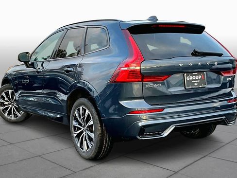 Certified 2024 Volvo XC60 B5 Core w/ Climate Package image 12