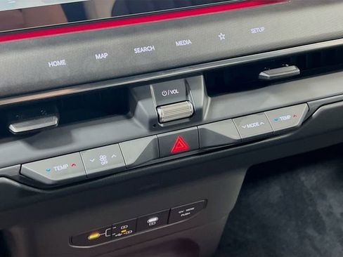 New 2026 Kia EV9 GT-Line image 16