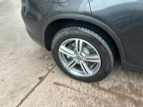 Used 2021 Mercedes-Benz GLC 300 4MATIC image 32