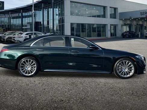New 2026 Mercedes-Benz S 580 4MATIC Sedan image 3