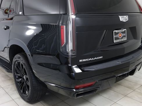 Used 2021 Cadillac Escalade Sport w/ LPO, ONYX Package AWD/4WD image 49