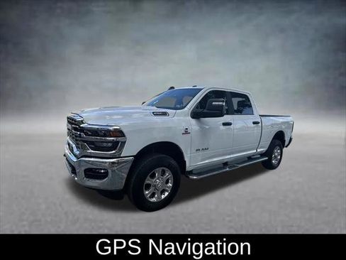 Certified 2026 RAM 2500 Big Horn AWD/4WD image 3