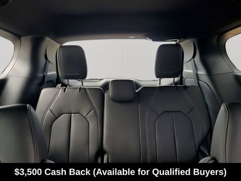 New 2026 Chrysler Pacifica Select image 24