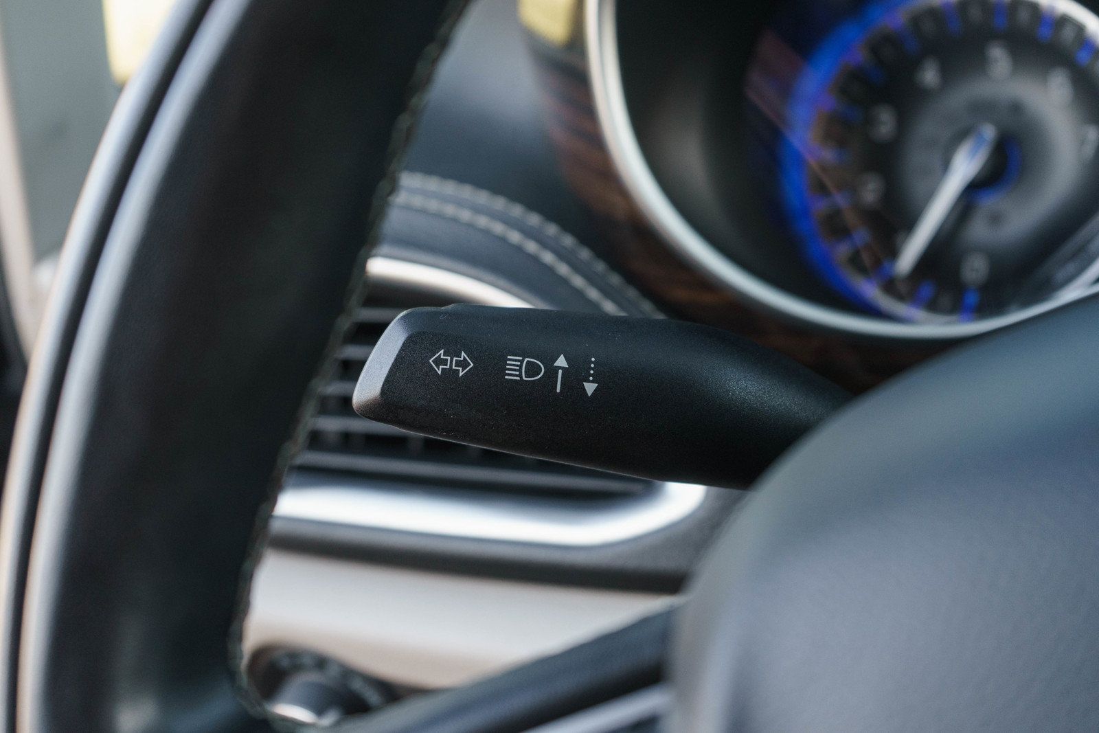Used 2022 Chrysler Pacifica Limited FWD image 22