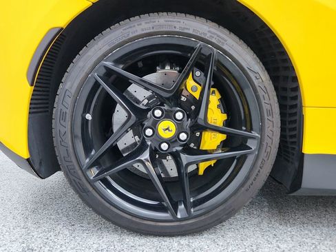 Used 2021 Ferrari F8 Tributo image 16