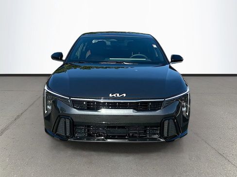 New 2025 Kia K4 GT-Line image 2