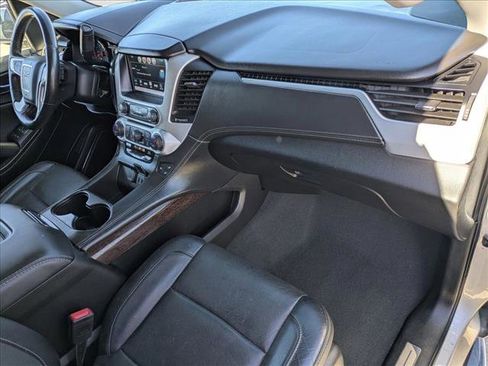 Used 2020 GMC Yukon SLT w/ HD Trailering Package image 23