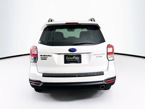 Used 2018 Subaru Forester 2.5i Premium w/ All-Weather Package image 7