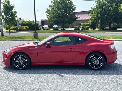 Used 2016 Scion FR-S RWD image 4