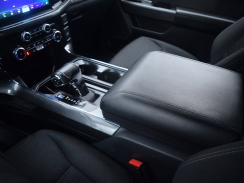 Used 2022 Ford F150 XLT w/ Equipment Group 302A High image 13