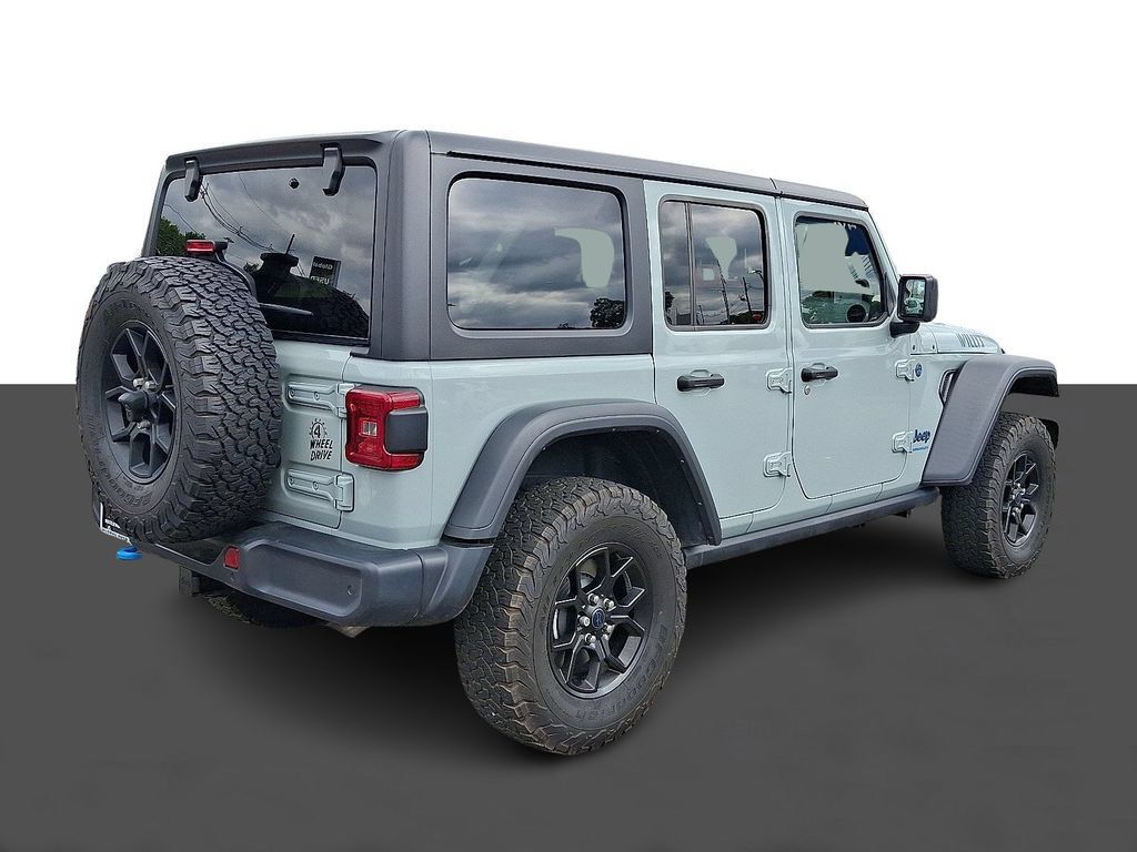 Used 2024 Jeep Wrangler Unlimited AWD/4WD image 7