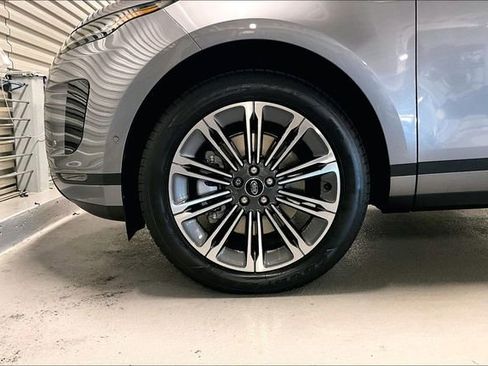 New 2026 Land Rover Range Rover Evoque S image 10