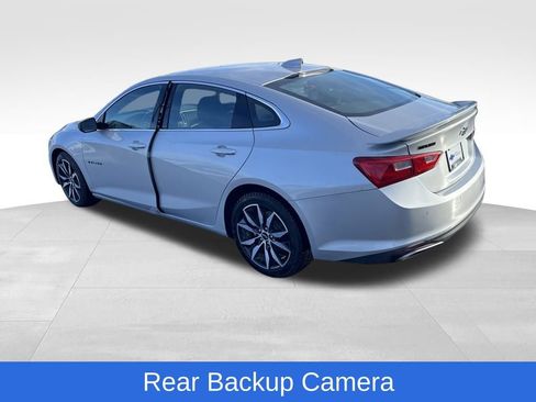 Used 2022 Chevrolet Malibu RS image 3