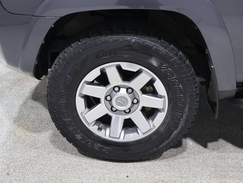 Used 2016 Toyota 4Runner Trail w/ Convenience Package AWD/4WD image 7