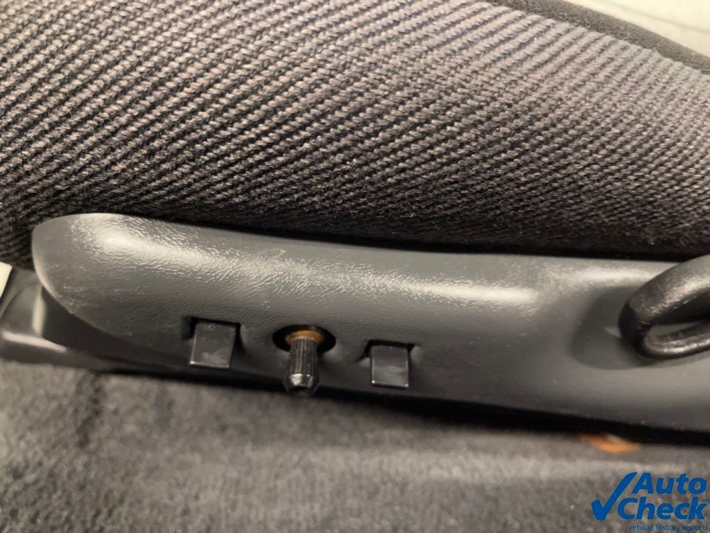 Used 1993 Chevrolet Camaro Z28 RWD image 39