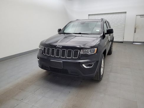 Used 2018 Jeep Grand Cherokee Laredo image 15