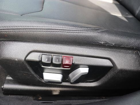 Used 2016 BMW 320i xDrive Sedan AWD/4WD image 46
