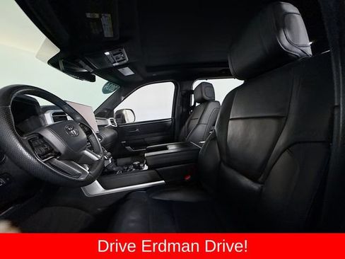 Used 2025 Toyota Tundra Platinum AWD/4WD image 6
