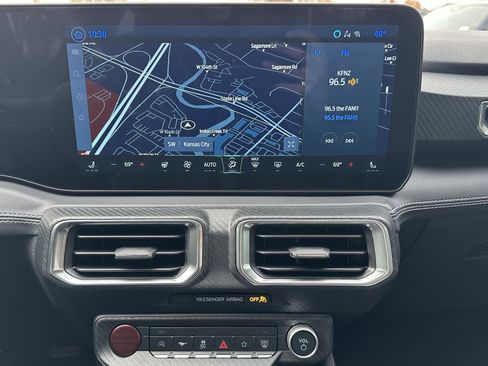 Used 2025 Ford Mustang GT Premium image 30