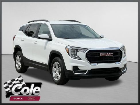 Used 2024 GMC Terrain SLE w/ Driver Convenience Package AWD/4WD image 1