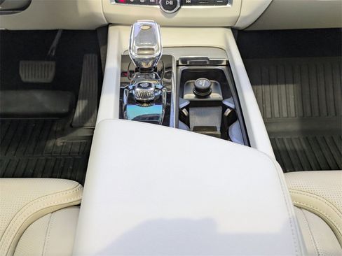 Certified 2023 Volvo XC60 B5 Ultimate image 22