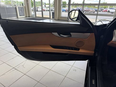 Used 2015 BMW Z4 sDrive28i RWD image 13