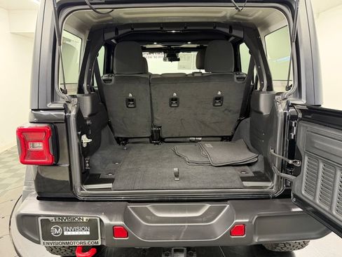 Used 2024 Jeep Wrangler Unlimited Rubicon AWD/4WD image 15