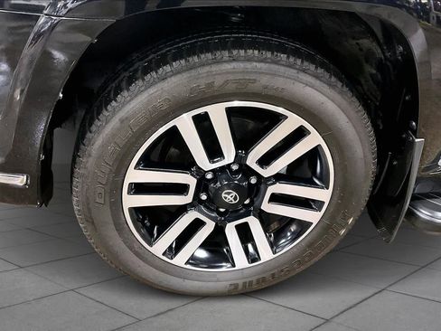 Used 2024 Toyota 4Runner Limited image 11