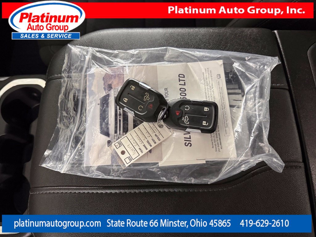 Used 2022 Chevrolet Silverado 1500 RST AWD/4WD image 24