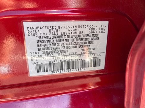 Used 2025 Nissan Sentra SV w/ SV Premium Package FWD image 11