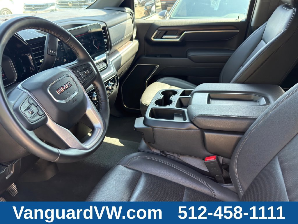 Used 2025 GMC Sierra 1500 SLT AWD/4WD image 9