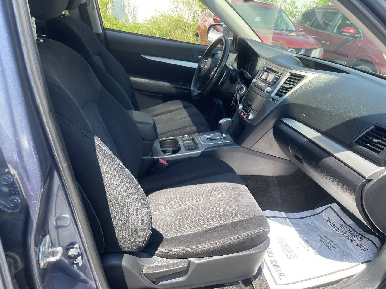 Used 2013 Subaru Outback 2.5i Premium AWD/4WD image 28