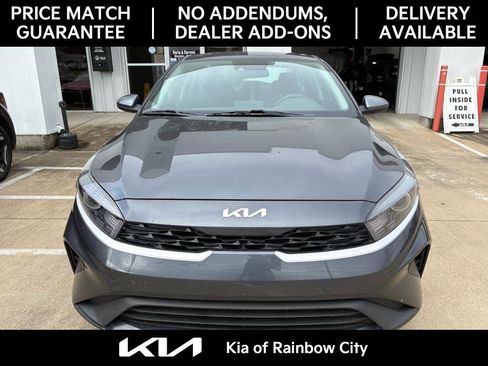 Used 2024 Kia Forte LXS FWD image 2