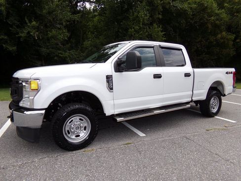 Used 2021 Ford F250 XL w/ Power Equipment Group AWD/4WD image 1