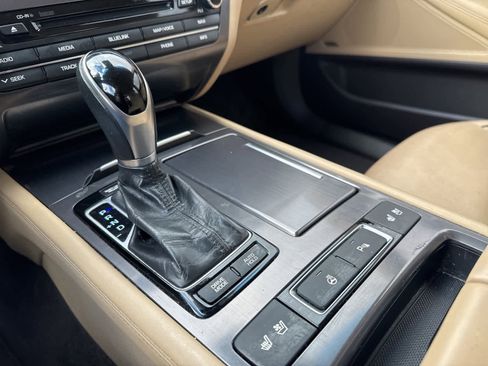 Used 2015 Hyundai Genesis 3.8 w/ Option Group 03 image 16