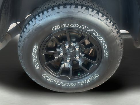 Used 2022 RAM 1500 Classic Warlock w/ Warlock All Terrain Package image 11